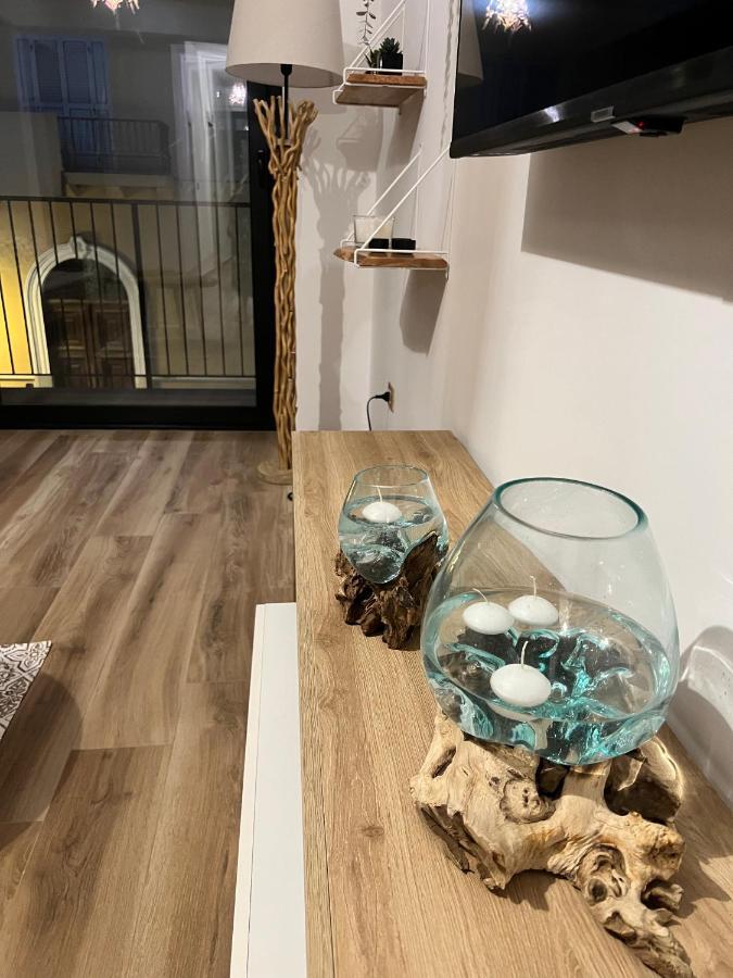 Al Vicolo Stretto Apartment Brancaleone Marina Exterior photo